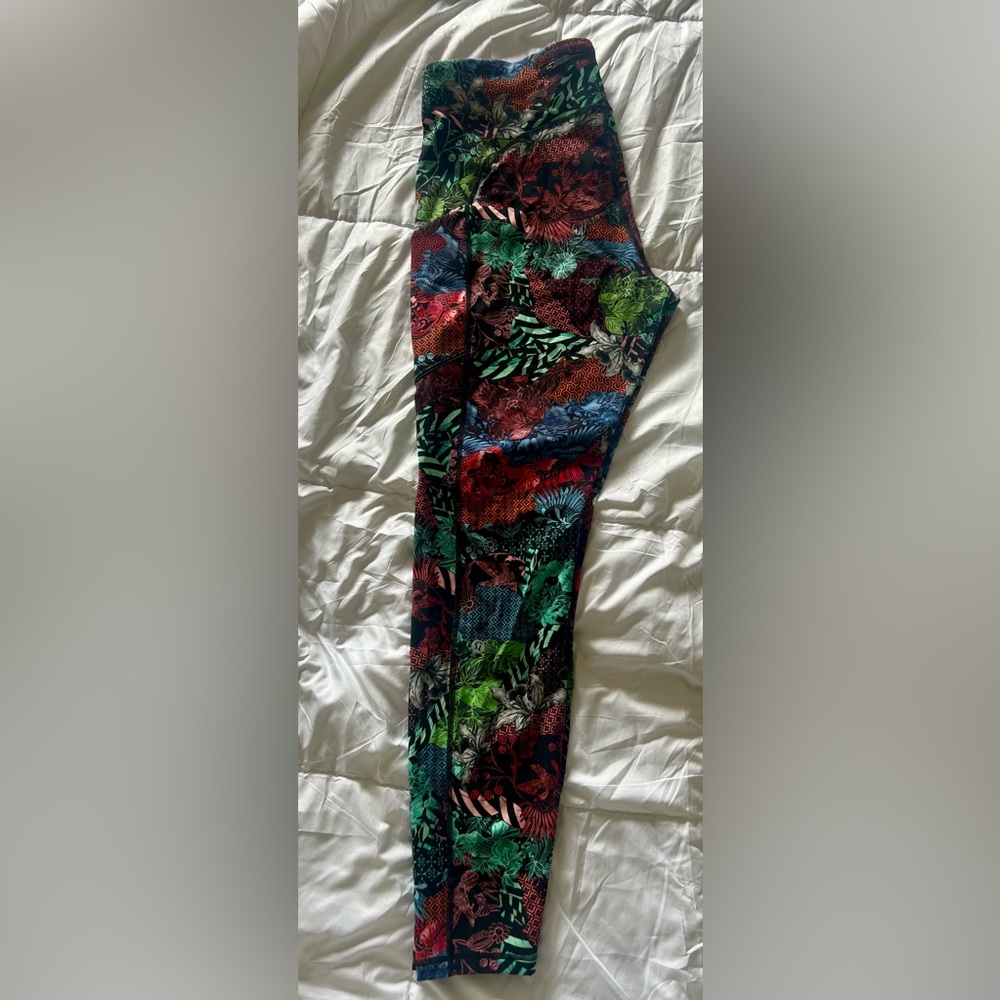 Lululemon Athletica Multicolor Patterned Apparel